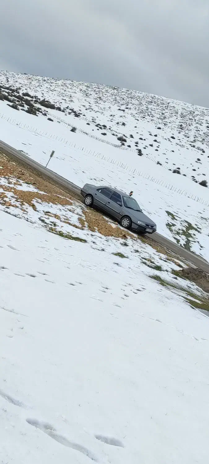 پژو ۴۰۵ موتور1800|خودرو سواری و وانت|رشت, چله خانه|دیوار