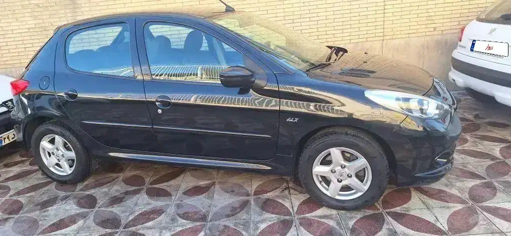 207اتومات مدل 97|خودرو سواری و وانت|شیراز, لب آب|دیوار