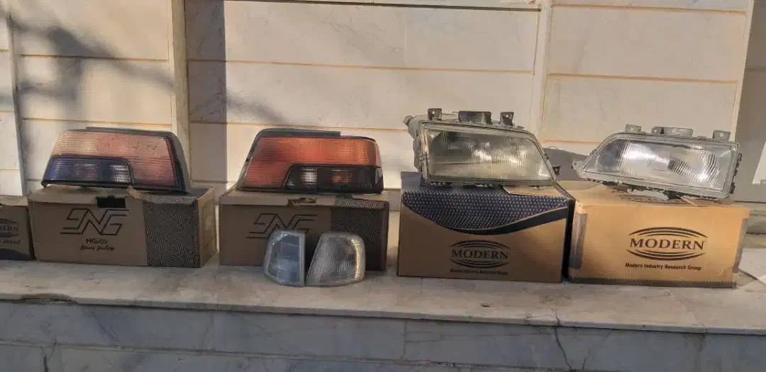 چراغ پژو ۴۰۵|قطعات یدکی و لوازم جانبی|کرمانشاه, |دیوار