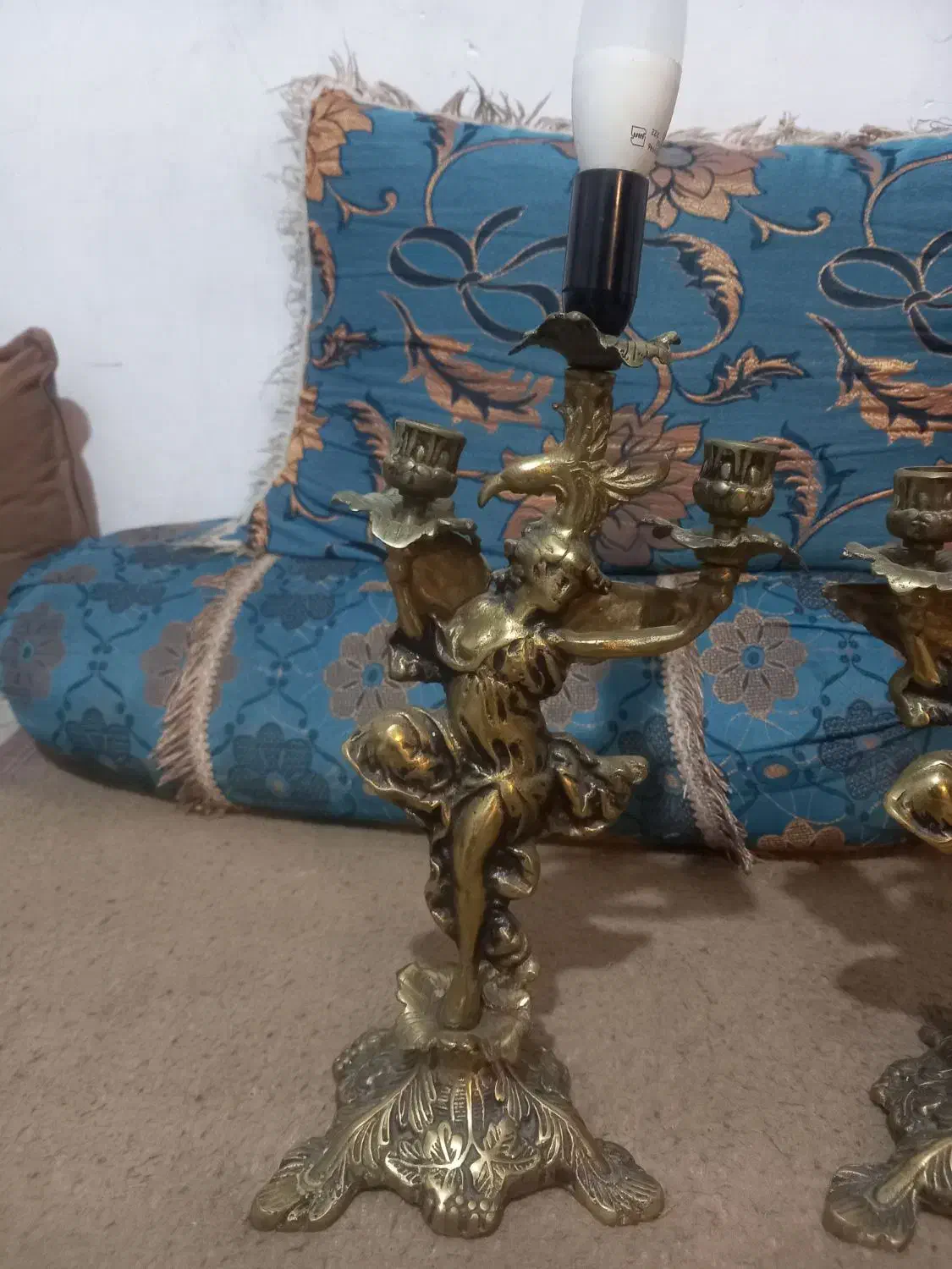 جاشعمدانی برنز|مجسمه، تندیس، ماکت|کرج, حسین آباد (اکبر آباد)|دیوار