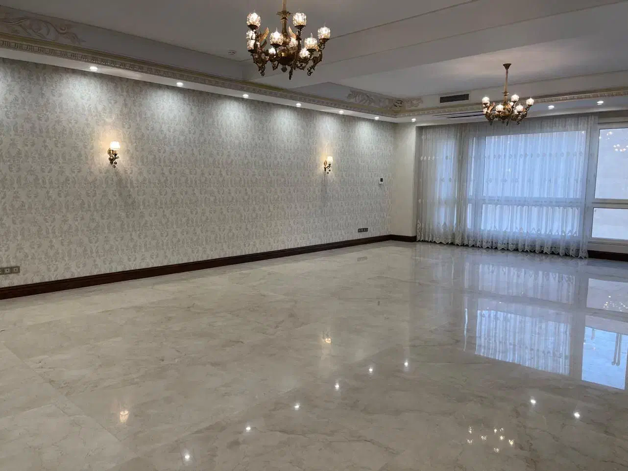 200 متر ویلایی 3 خواب فول بازسازی شهرک غرب