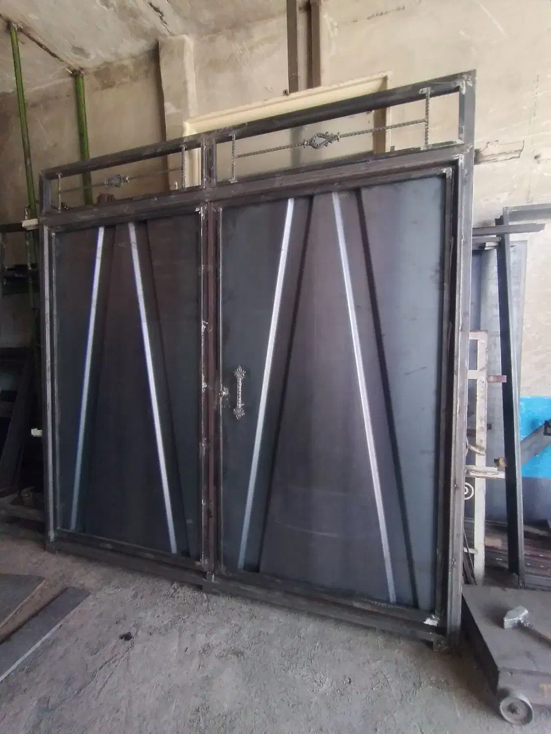 درب حیاط|مصالح و تجهیزات ساختمان|ملایر, |دیوار