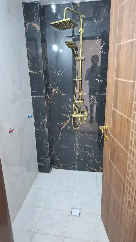 ۸۲ متر میلاد رو به افتاب یکسال کار و تمیز|فروش آپارتمان|شاهینشهر, شهرک میلاد|دیوار