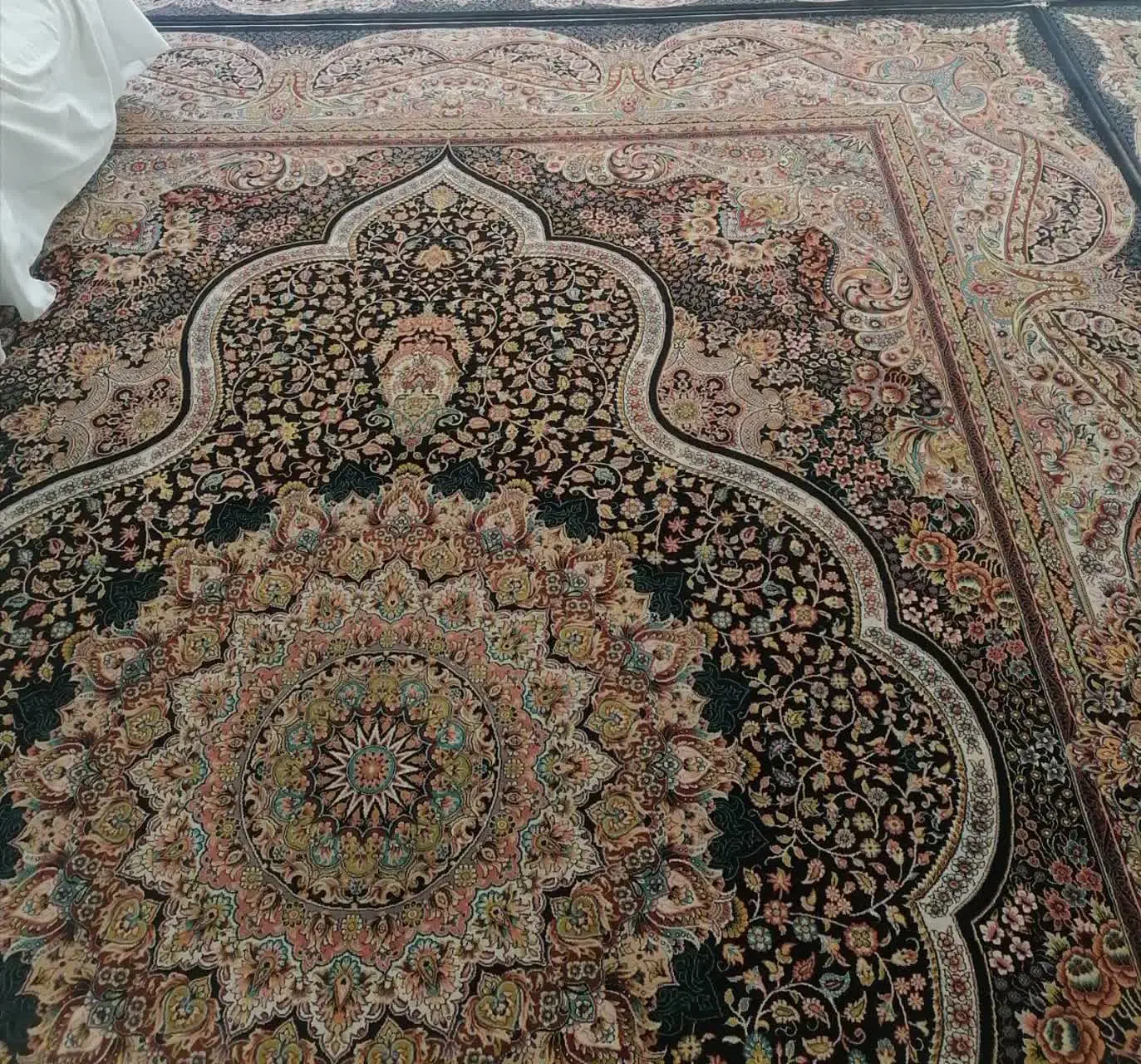 قالی ۱۲ متری|فرش|اصفهان, خواجو|دیوار