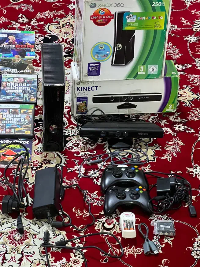 Xbox360+kinect کپی‌خور دو دسته اصلی فول گیم ولوازم|کنسول، بازی ویدئویی و آنلاین|سنندج, |دیوار