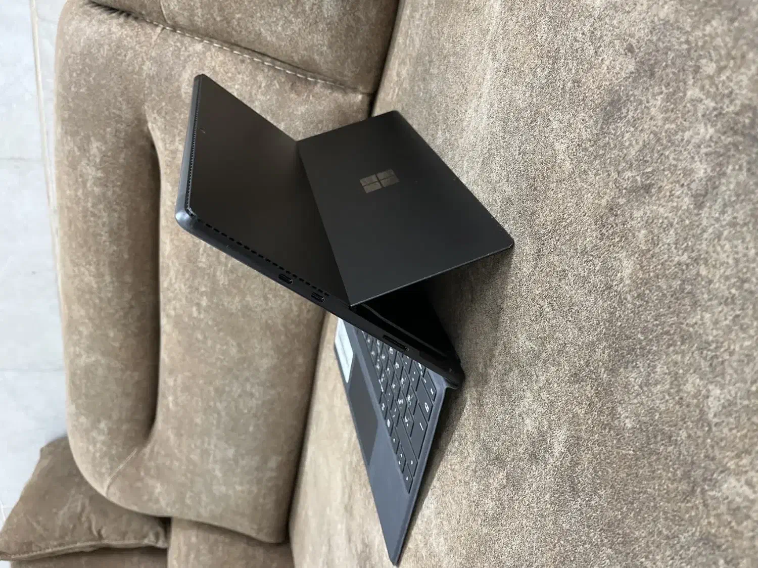 Surface Pro 8 به همراه کیبورد و قلم|رایانه همراه|یزد, |دیوار