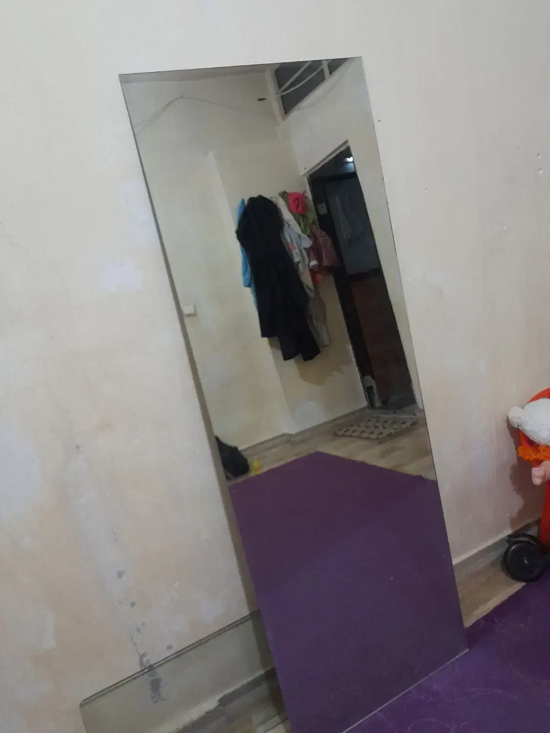 آینه‌ بزرگ|آینه|چهاردانگه (تهران), |دیوار