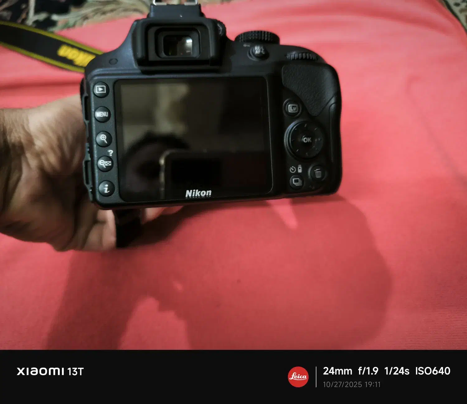 دوربین نیکون ۳۳۰۰D تمیز در حد نو با لنز 18-55|دوربین عکاسی و فیلمبرداری|بوئین و میاندشت, |دیوار