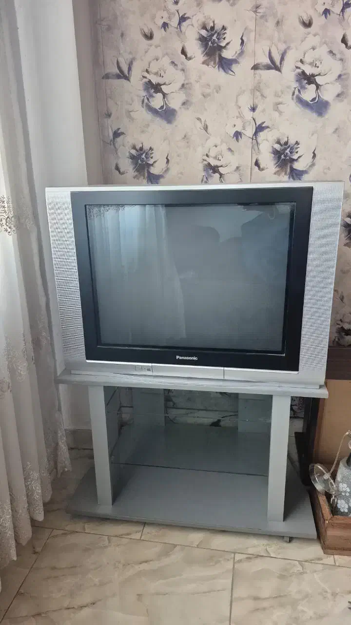 تلوزیون رنگی پاناسونیک|تلویزیون و پروژکتور|محمودآباد, |دیوار