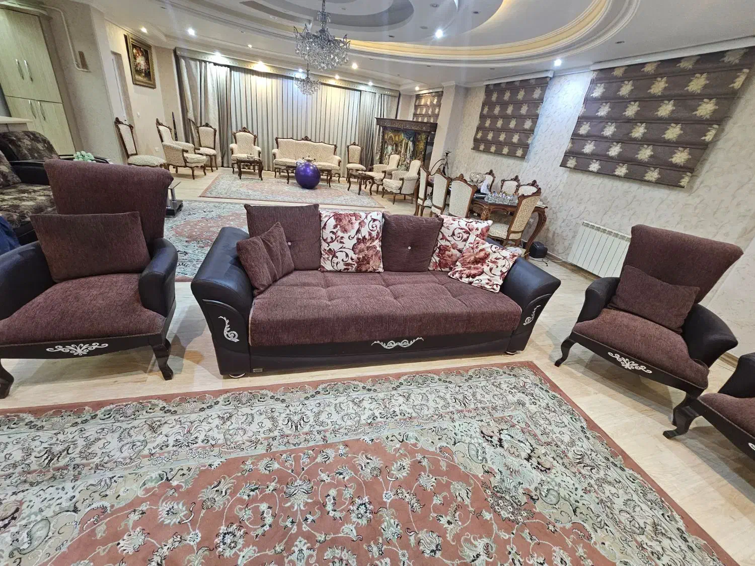 مبل نسبتا تمیر ۷ نفره تبدیل به تخت تاشو|مبلمان خانگی و میز عسلی|تبریز, |دیوار