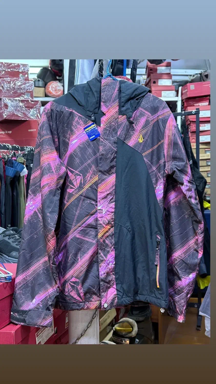 کاپشن اسکی زنانه Volcom|ورزش‌های زمستانی|تهران, بلوار کشاورز|دیوار