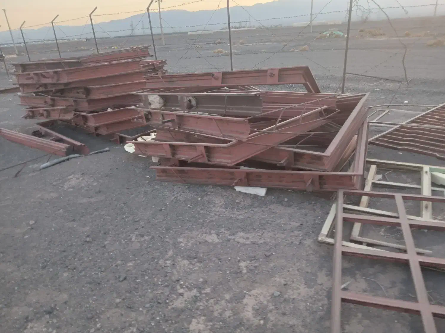 فروش آهن دست دوم|مصالح و تجهیزات ساختمان|تهران, انبار نفت|دیوار