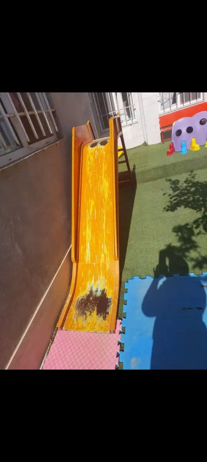 سُرسُره فلزی|اسباب و اثاث بچه|میانه, |دیوار