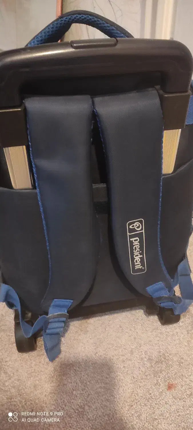 کیف مدرسه چرخ دار|کیف، کفش، کمربند|بوشهر, |دیوار