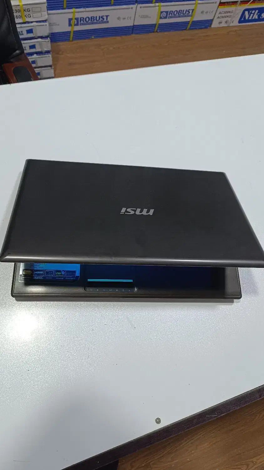 لپتاپ msi در حد نو کاملا سالم)بدون خط وخش)|رایانه همراه|ایلام, |دیوار