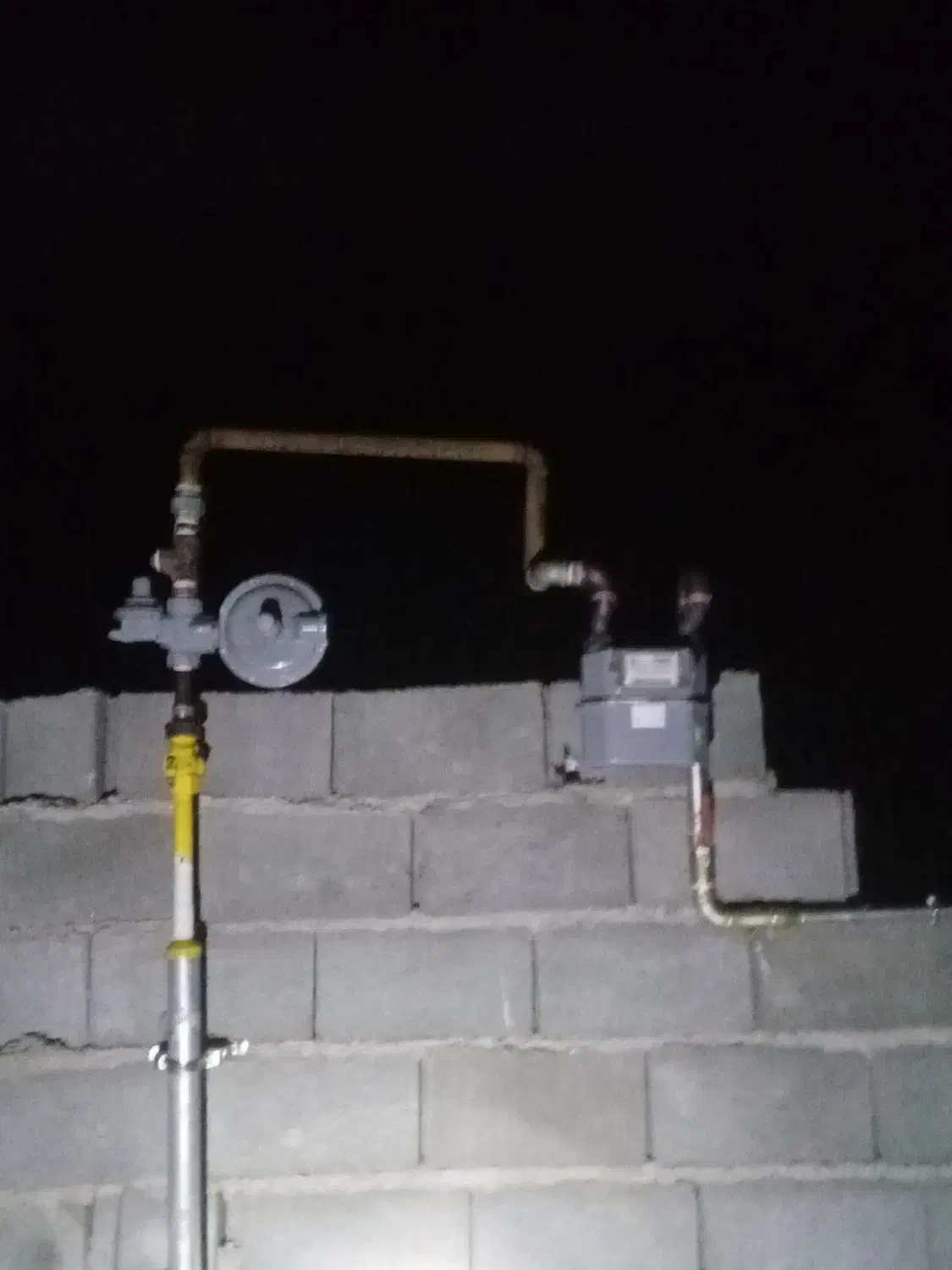 لوله کشی گاز روکار،توکارآتش نشانی جوشکاری برشکاری|خدمات پیشه و مهارت|اهر, |دیوار