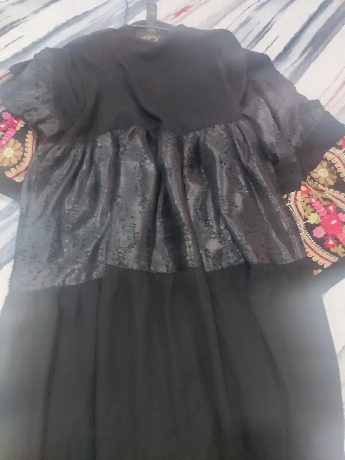 مانتو مزونی سوزن دوزی شده|لباس|تهران, والفجر (افسریه)|دیوار