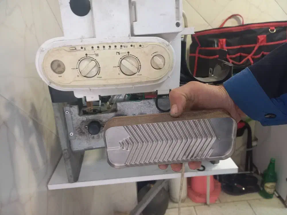 نصب،تعمیر و سرویس انواع برندهای کولرگازی و پکیج|خدمات پیشه و مهارت|جلفا, |دیوار