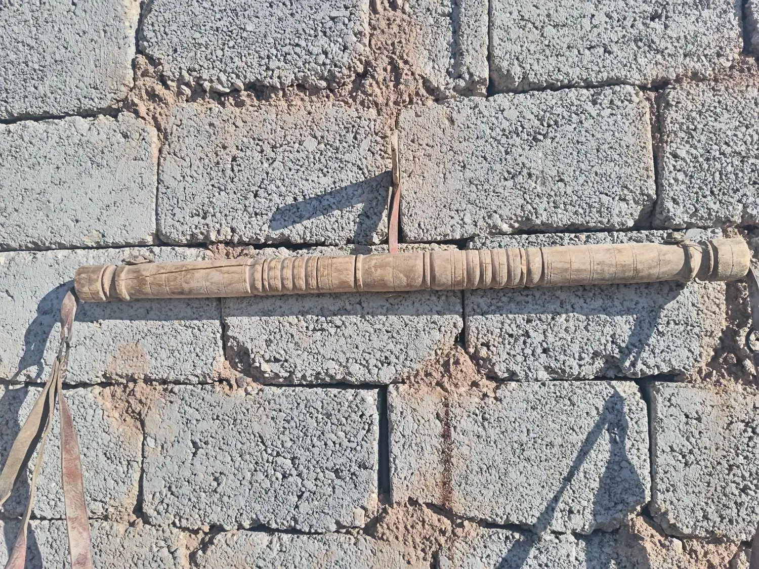 قپان قدیمی|کلکسیون اشیاء عتیقه|کوهپایه, |دیوار