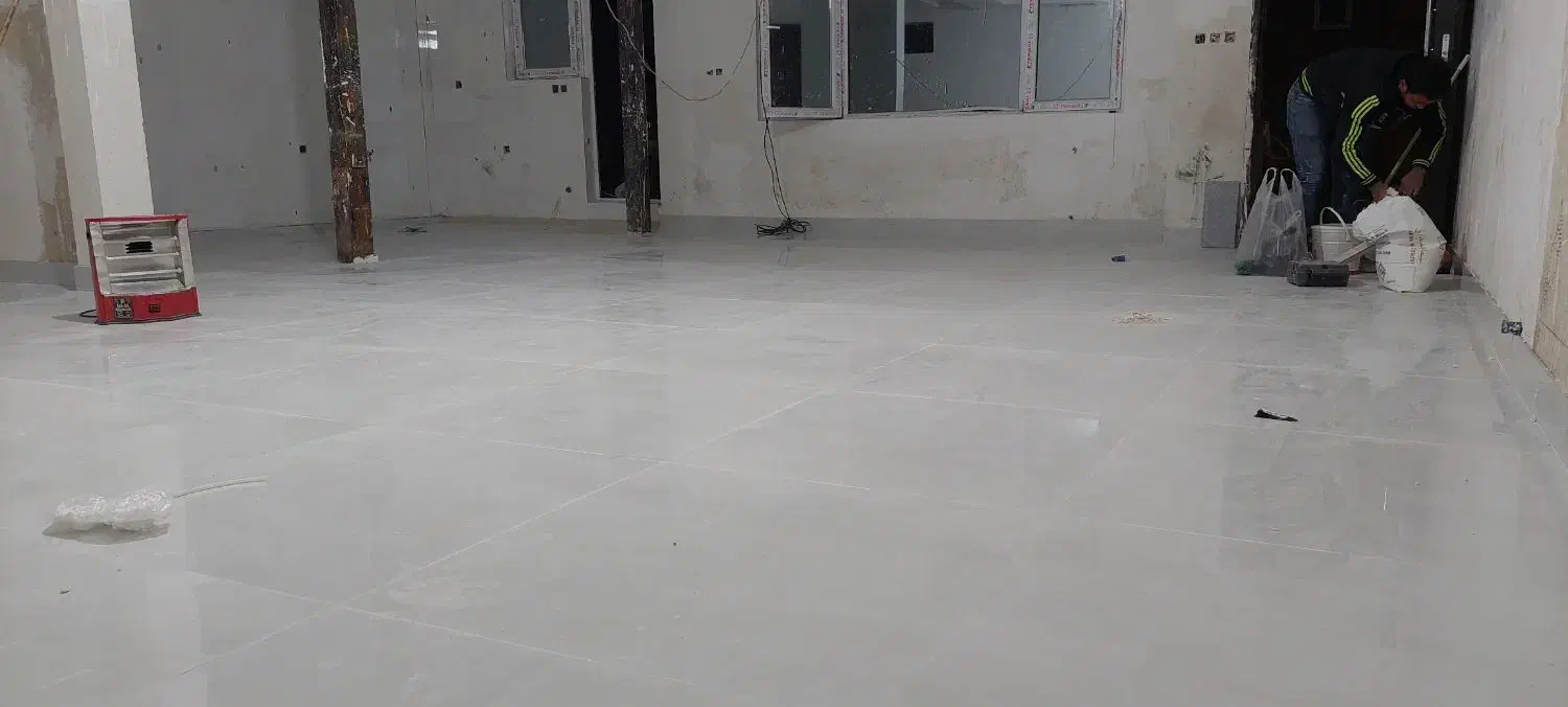 ب یک شاگرد کاشی کار برای کار در بندر عباس|استخدام معماری، عمران و ساختمانی|تربت جام, اسماعیل آباد|دیوار