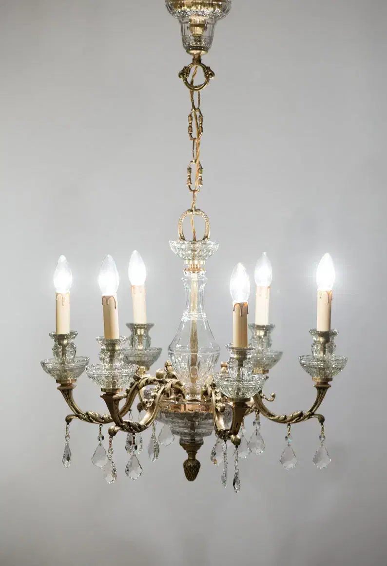 لوستر شش شاخه برنز شیک و سالم|لوستر و چراغ آویز|کیلان, |دیوار