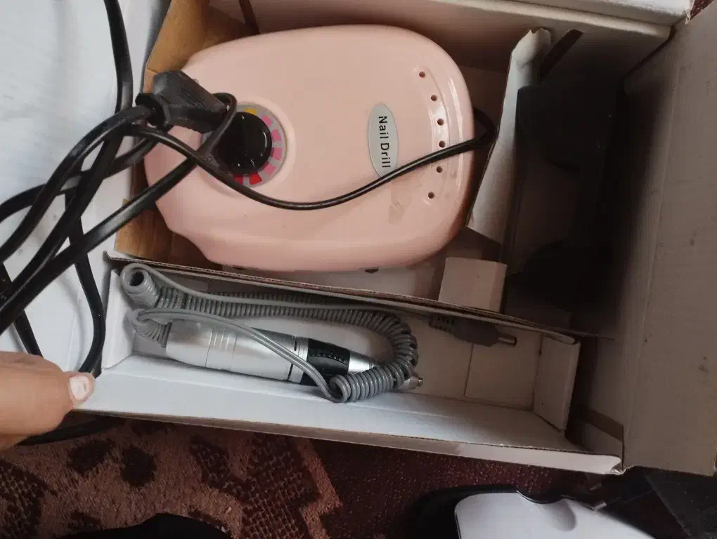 لوازم کاشت ناخن|آرایشگاه و سالن‌های زیبایی|تربت جام, فاز ۱ فرهنگیان|دیوار