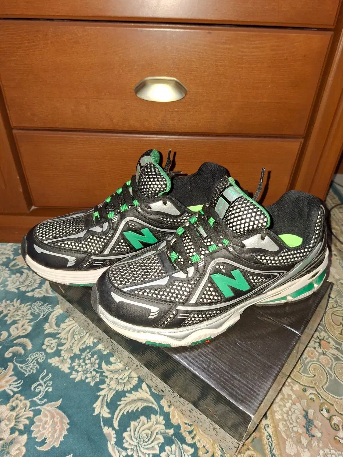 کتونی نیوبالانس سایز ۴۶ اصلی|کیف، کفش، کمربند|تهران, شهرک شهرداری|دیوار