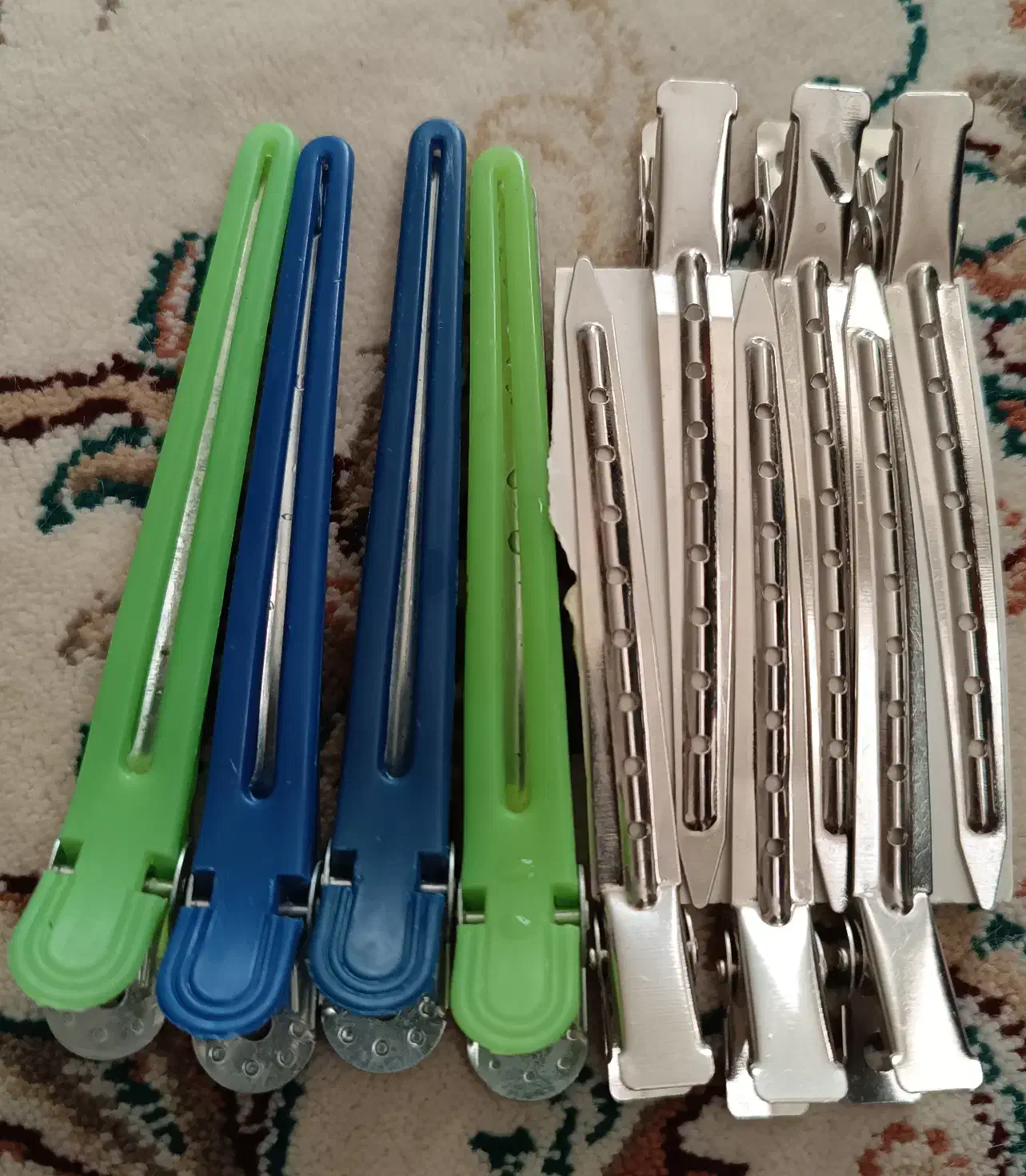 وسایل شینیون نو یکجا فروخته میشود|آرایشی، بهداشتی، درمانی|قم, شاه احمد قاسم|دیوار