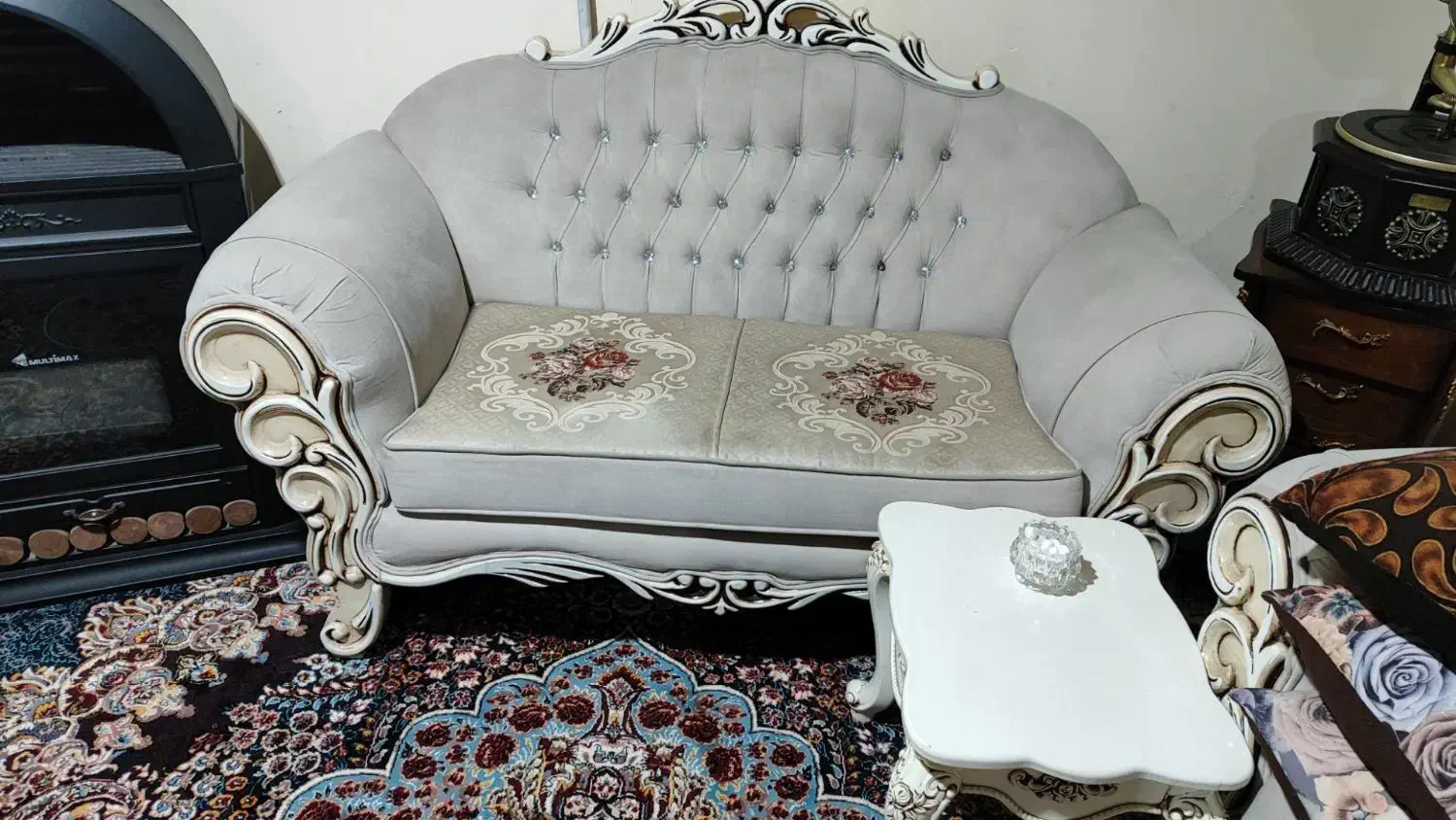 مبل و میز ناهار خوردی|مبلمان خانگی و میز عسلی|کرمان, |دیوار