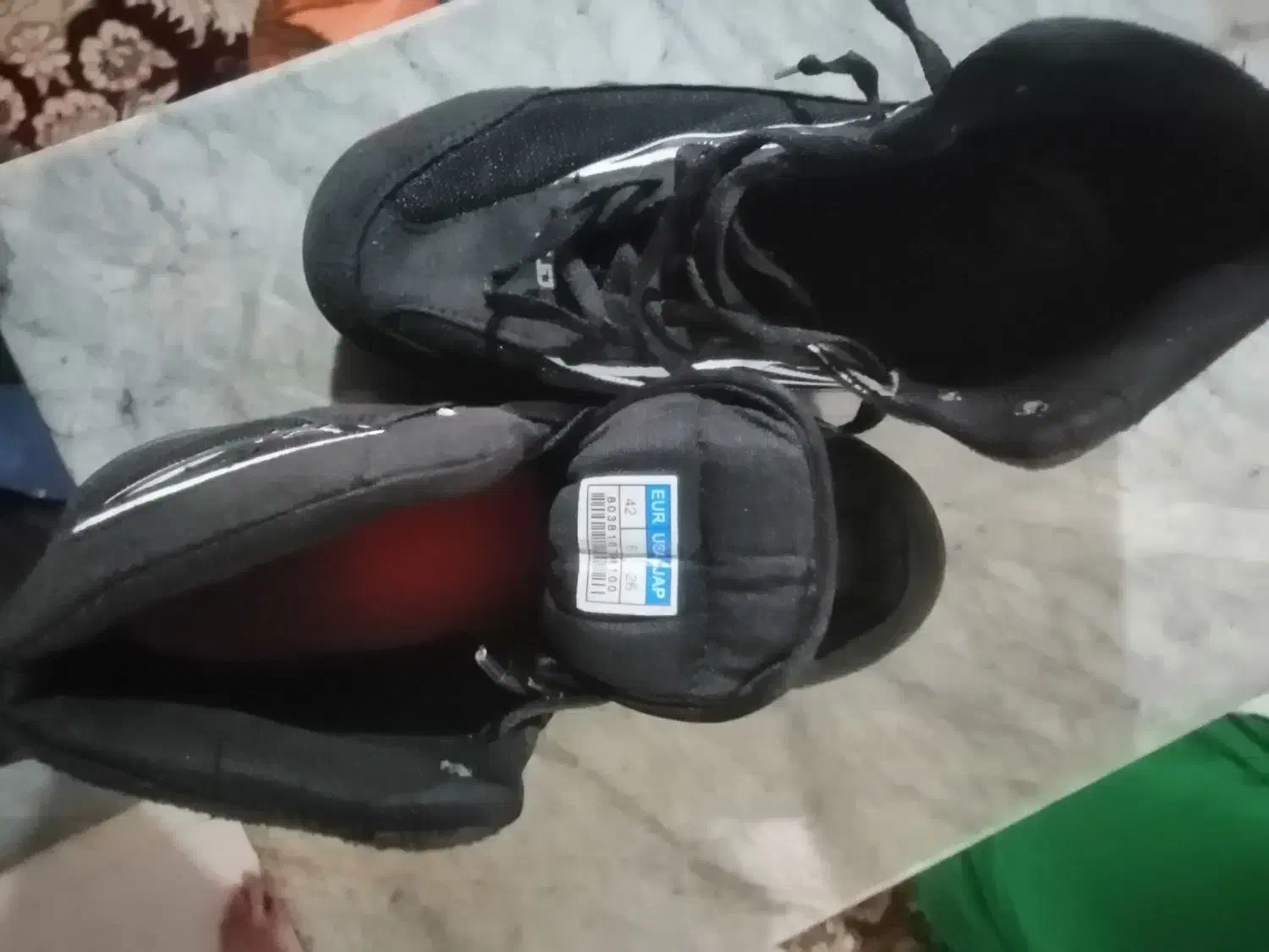 کفش ورزشی رودیس|کیف، کفش، کمربند|کردکوی, |دیوار