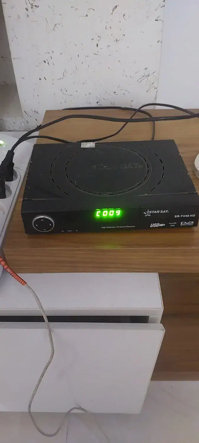 دستگاه دیجیتال در حد نو|صوتی و تصویری|رشت, فلسطین|دیوار