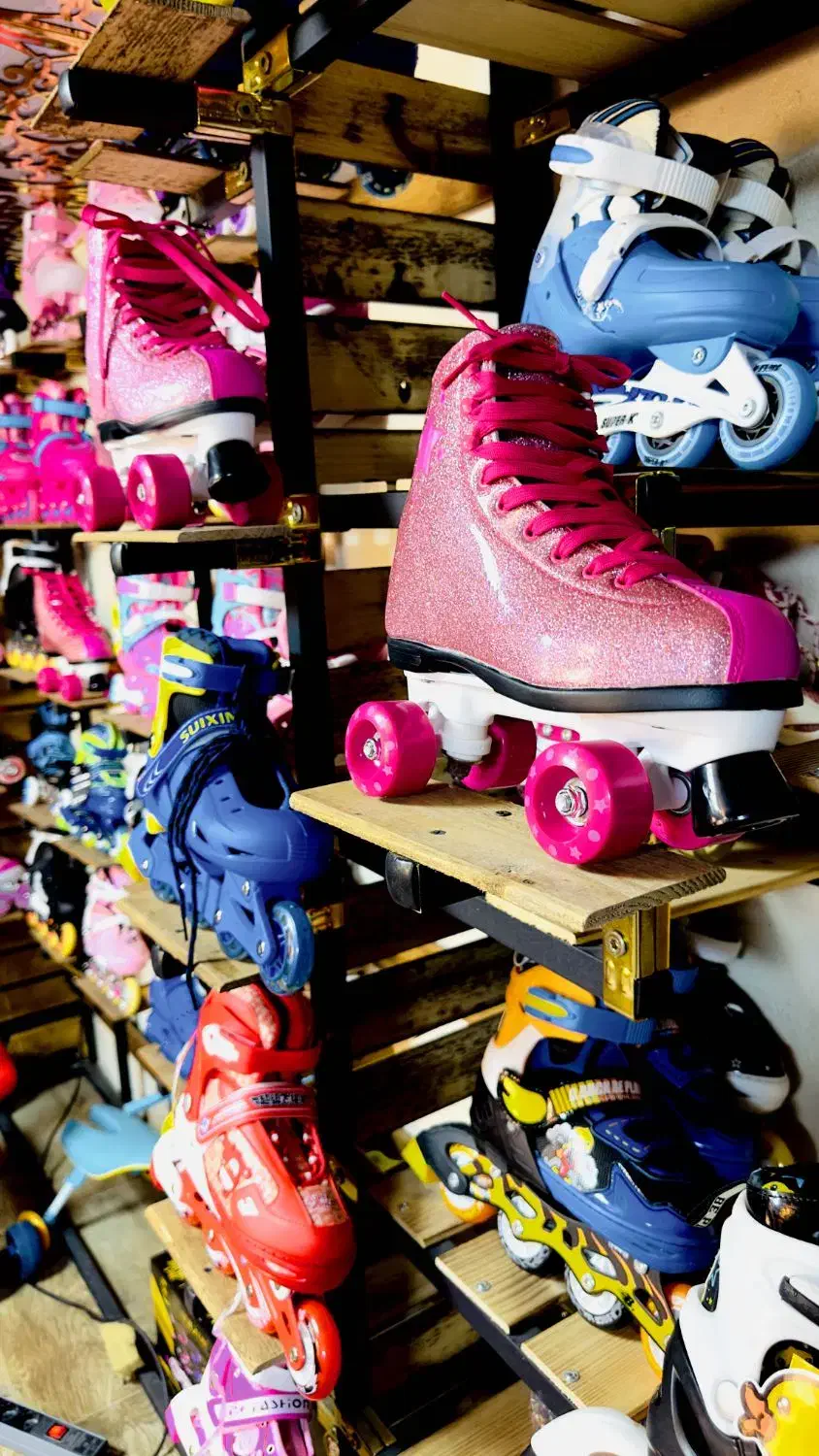 eskate 4 چرخ سایز ۳۵ تا ۳۹ موجود شد|دوچرخه، اسکیت، اسکوتر|بوشهر, |دیوار