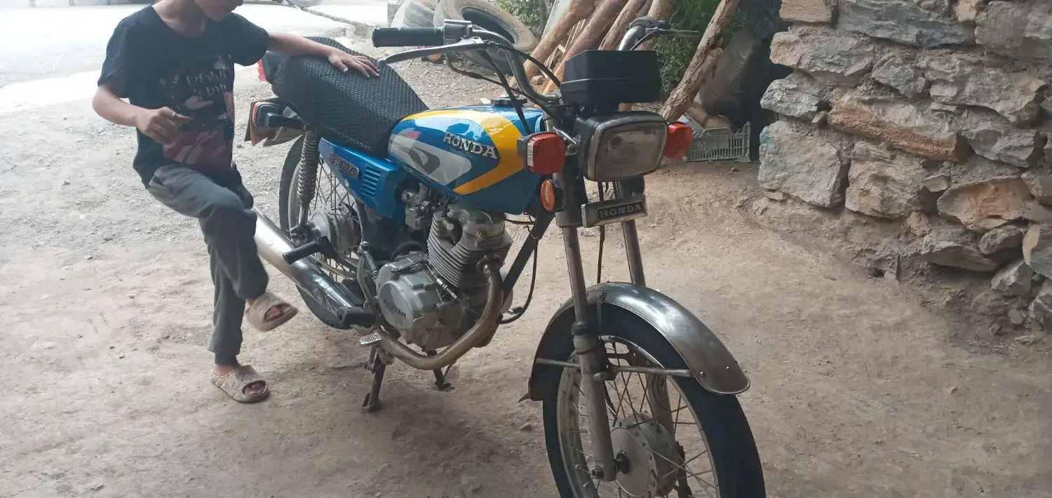 موتور ۱۵۰ دستی مدل ۸۳|موتورسیکلت|سارال, |دیوار