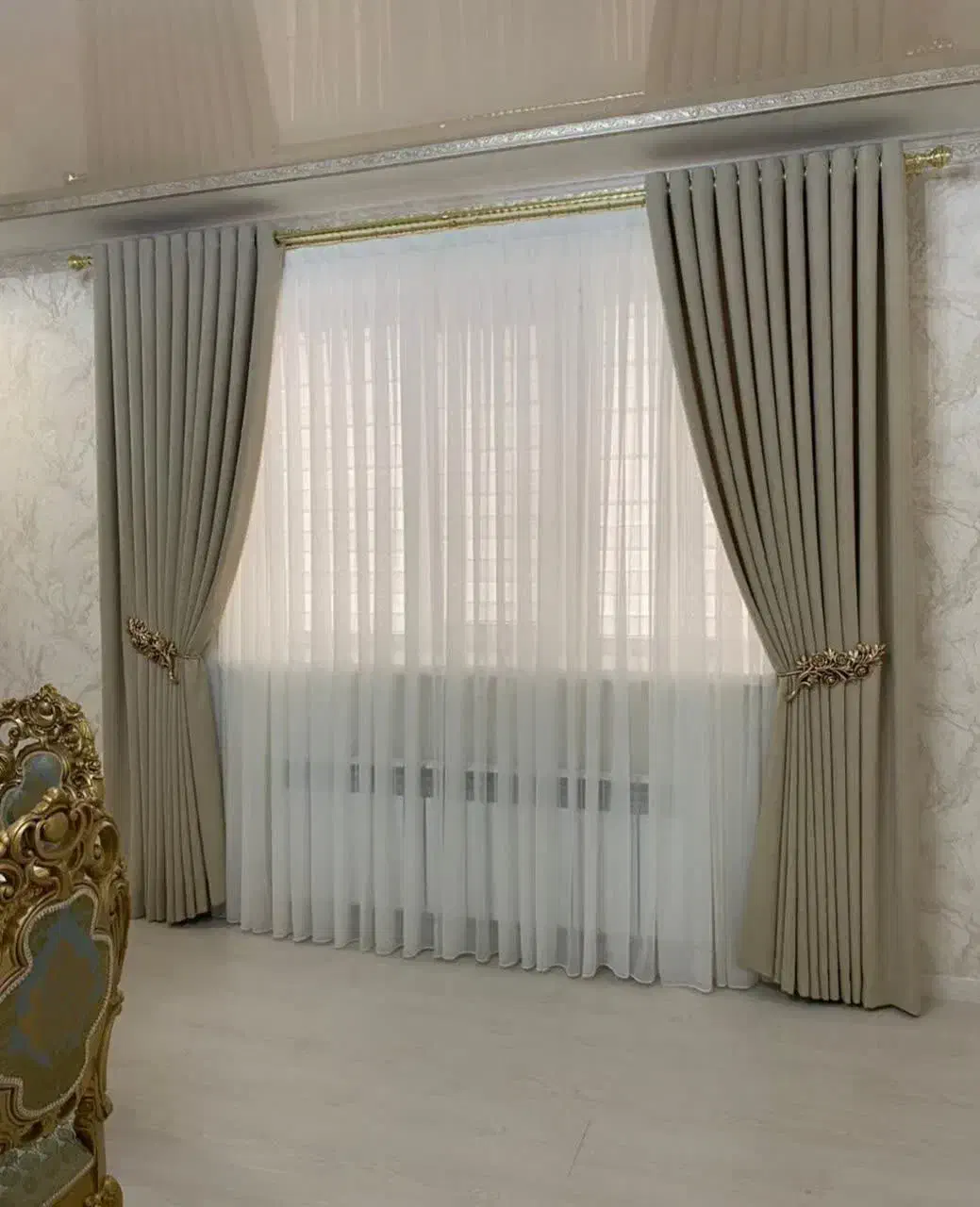 نصب نصاب پرده حرفهای همراه لوازم دوخت و خیاط پرده|خدمات پیشه و مهارت|کرمان, |دیوار