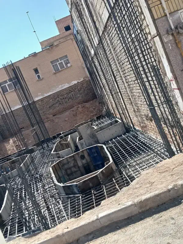 استخدام کارگرقالب بندآلموتوربند|استخدام معماری، عمران و ساختمانی|مبارکه, |دیوار