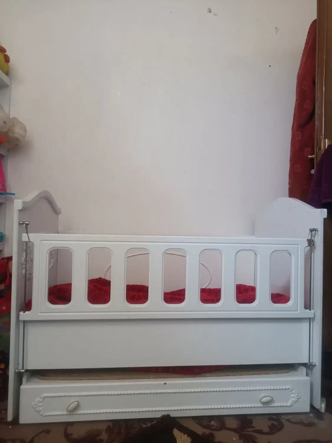 تخت گهواره ای  بچه گانه|تخت و صندلی بچه|کرمان, |دیوار