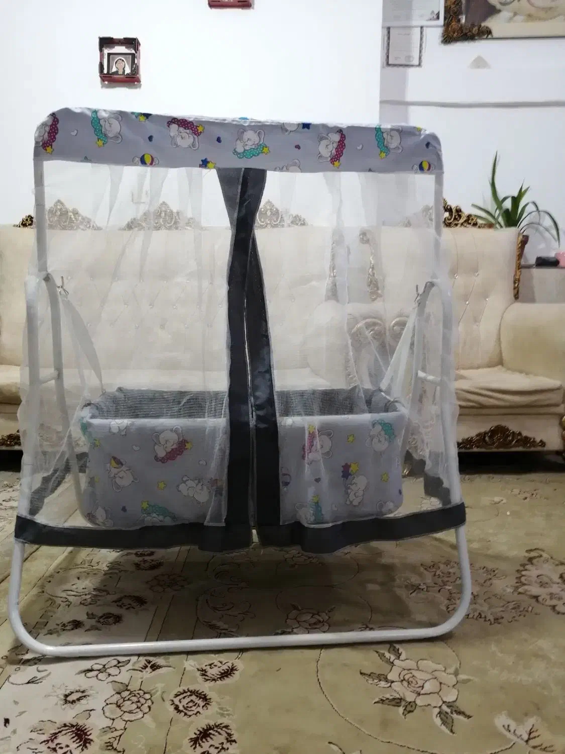 گهواره|تخت و صندلی بچه|زاوه, |دیوار