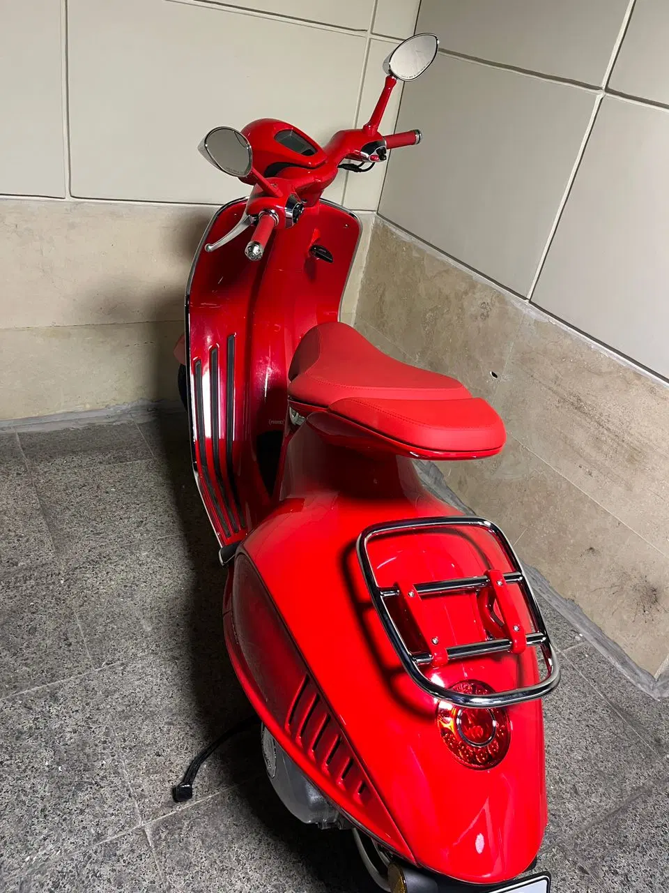 وسپا 946red|موتورسیکلت|تهران, ایرانشهر|دیوار