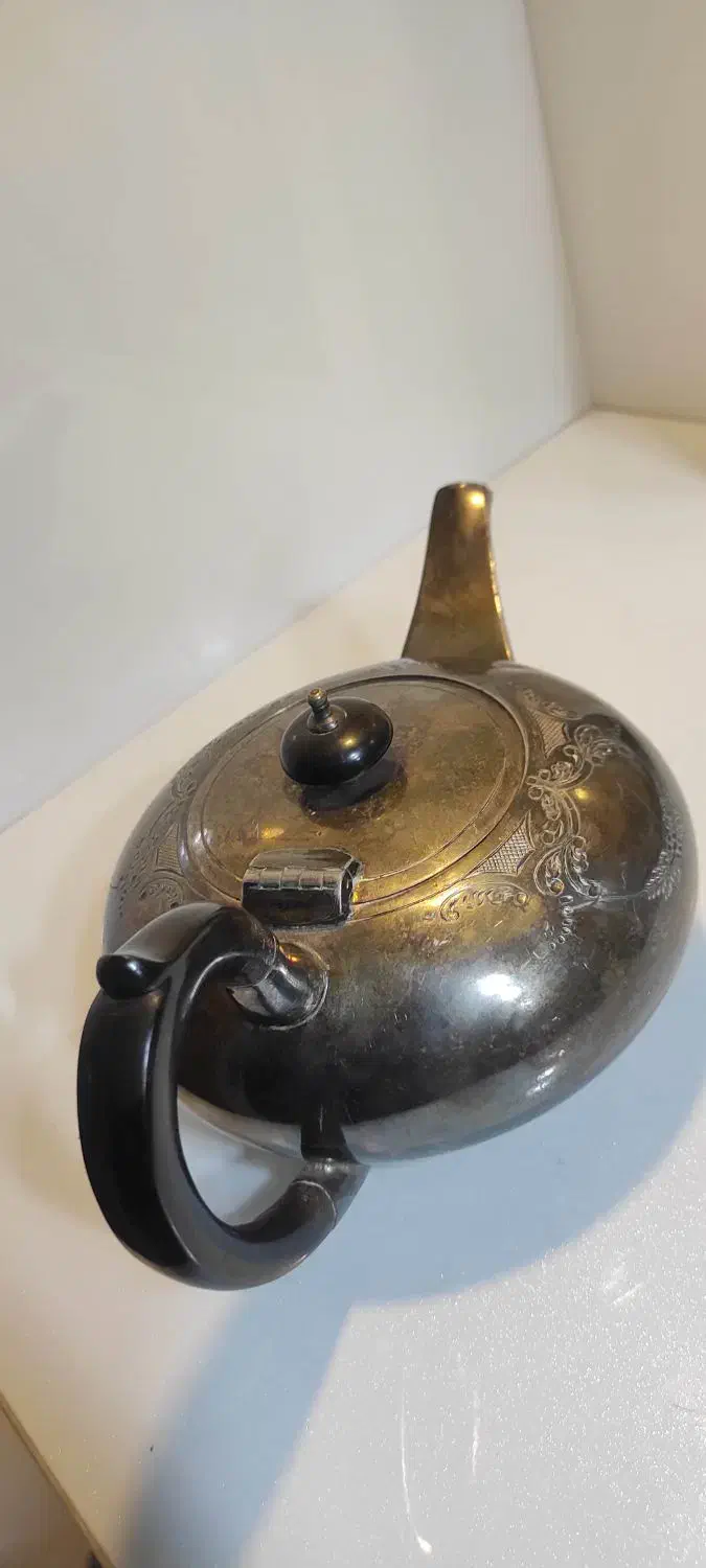 ۳عدد قوری قدیمی نوربلین، قلم آبی ناصری، ییشینگ چین|کلکسیون اشیاء عتیقه|نکا, |دیوار