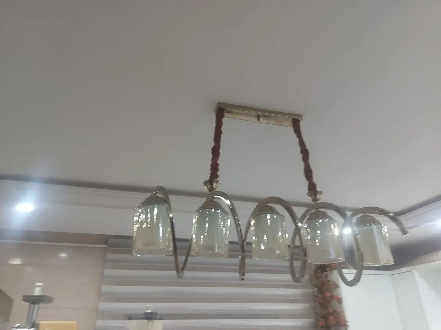 لوستر فنری|لوستر و چراغ آویز|شاهرود, |دیوار