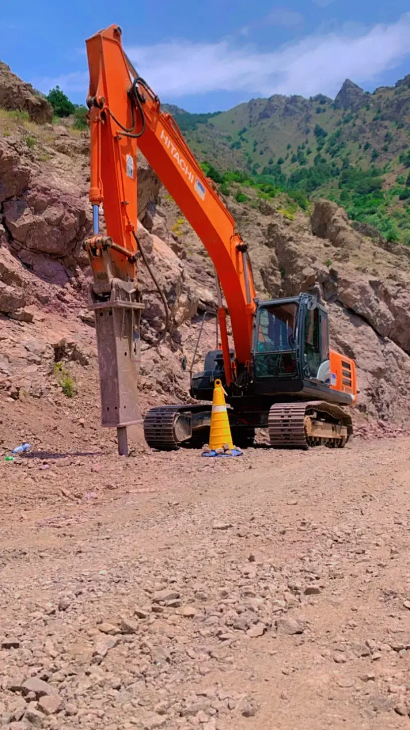 بیل زنجیری و بکو اجاره ای|خدمات پیشه و مهارت|قزوین, |دیوار