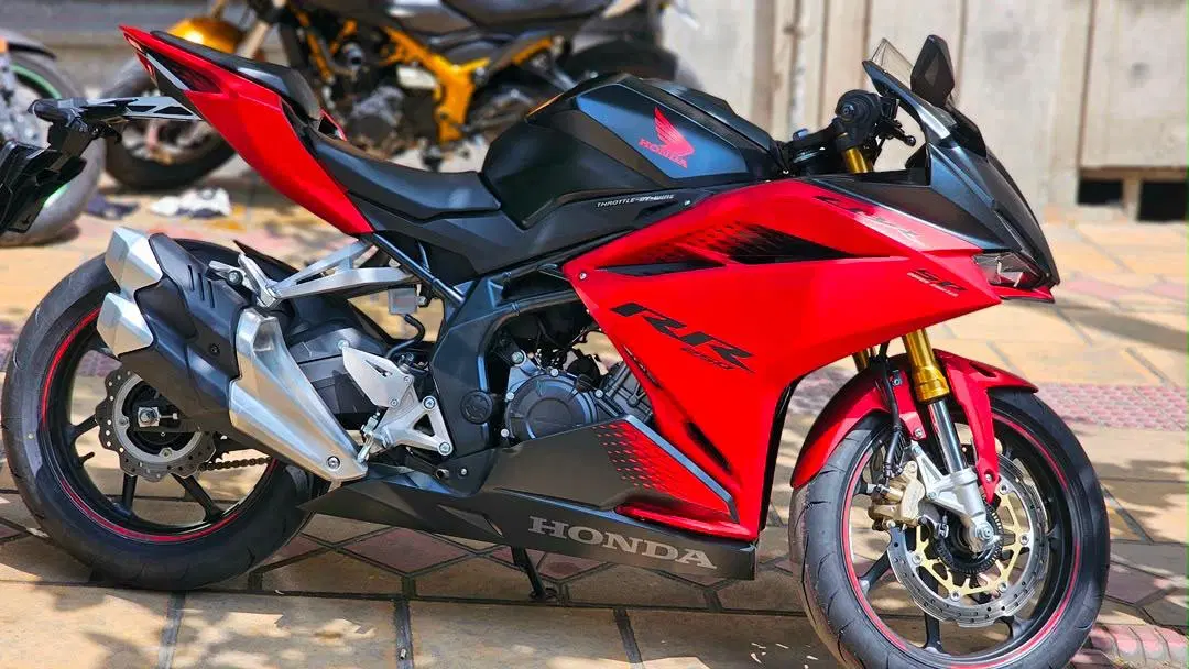 cbr 250  مدل 401|موتورسیکلت|تهران, درختی|دیوار