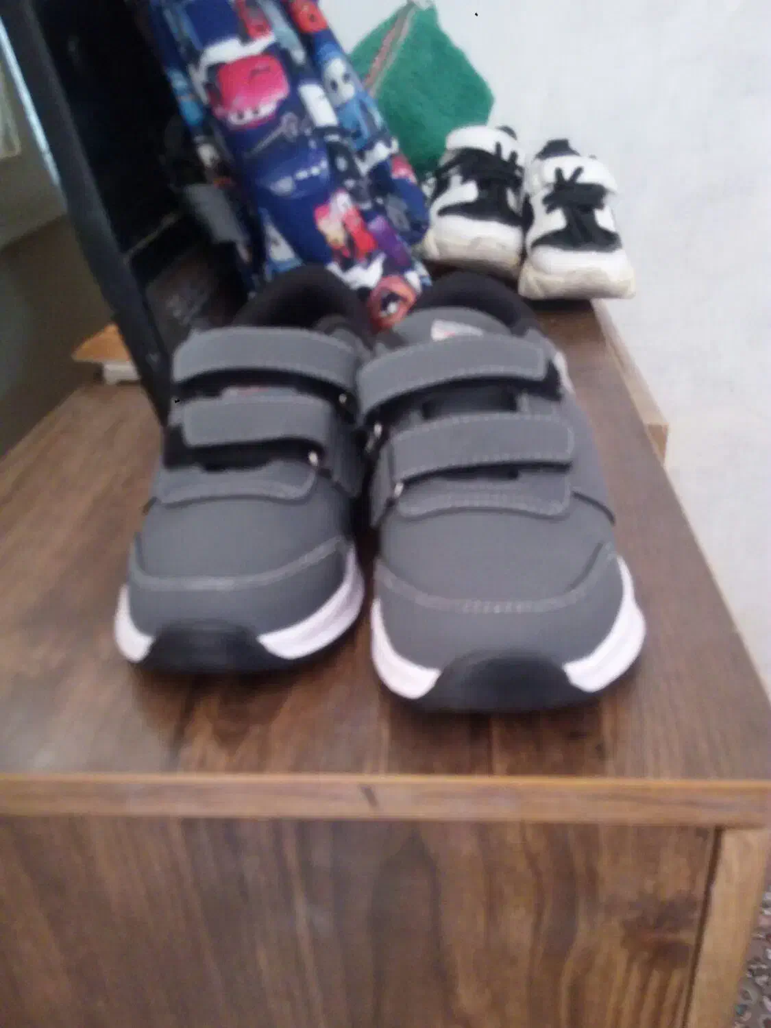 کفش پسرانه مناسب 4 سال|کفش و لباس بچه|الشتر, |دیوار