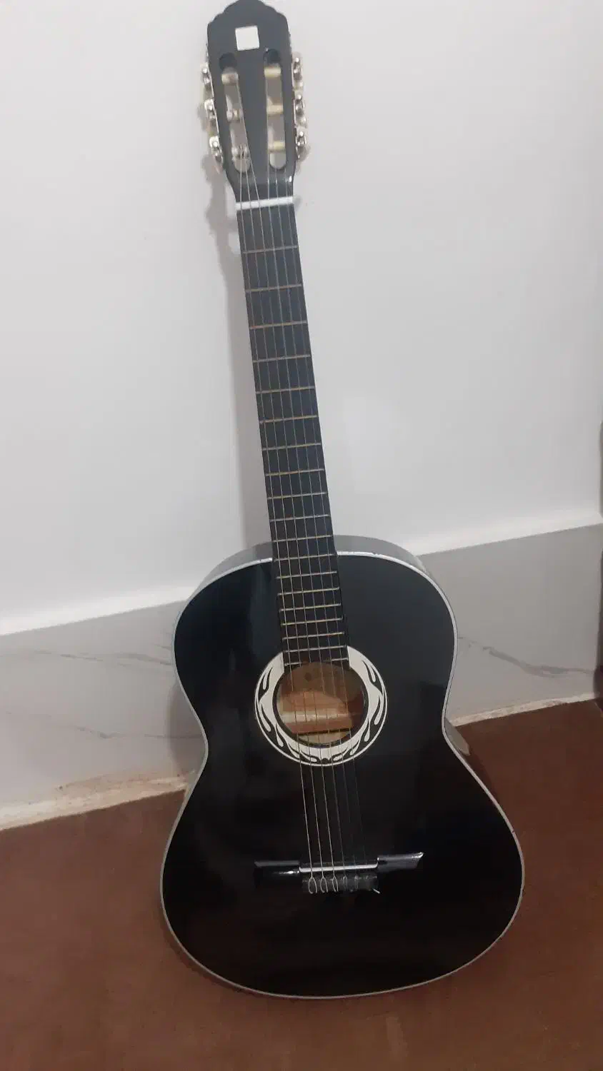 گیتار نو|گیتار، بیس، امپلیفایر|ارومیه, |دیوار