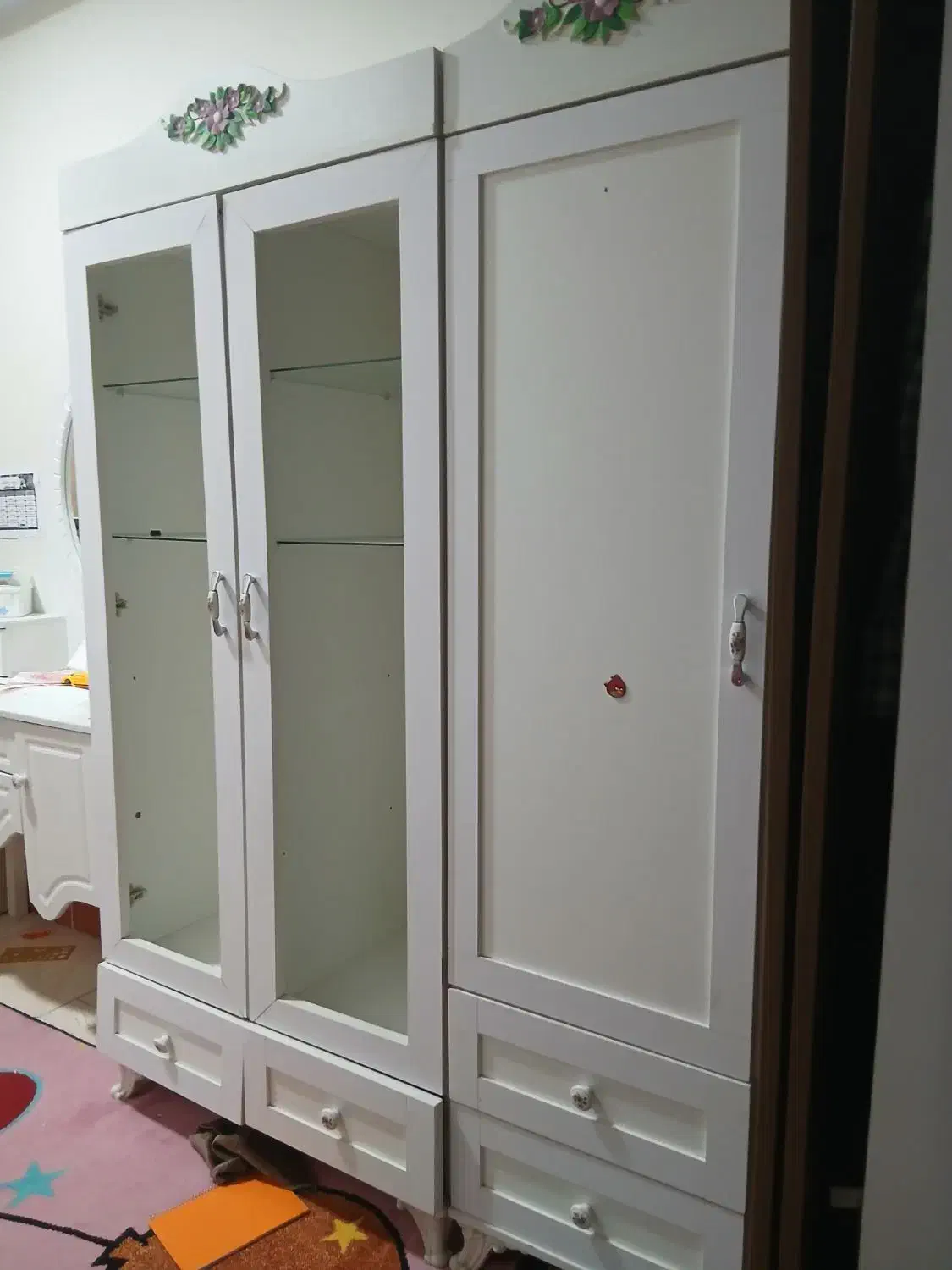 کمد سفید بهمراه 4 کشو فقط 7تومن|جاکفشی، کمد، دراور|اسلامشهر, زرافشان|دیوار