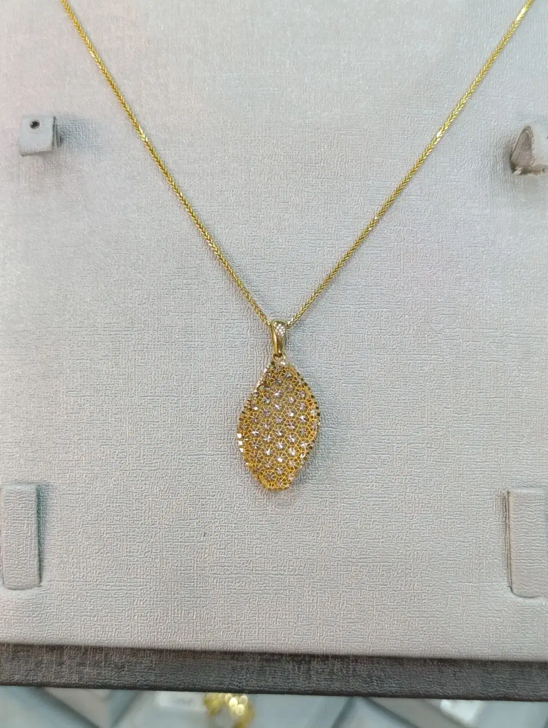 مدال آویز فیوژن بی اجرت|جواهرات|ایلام, |دیوار