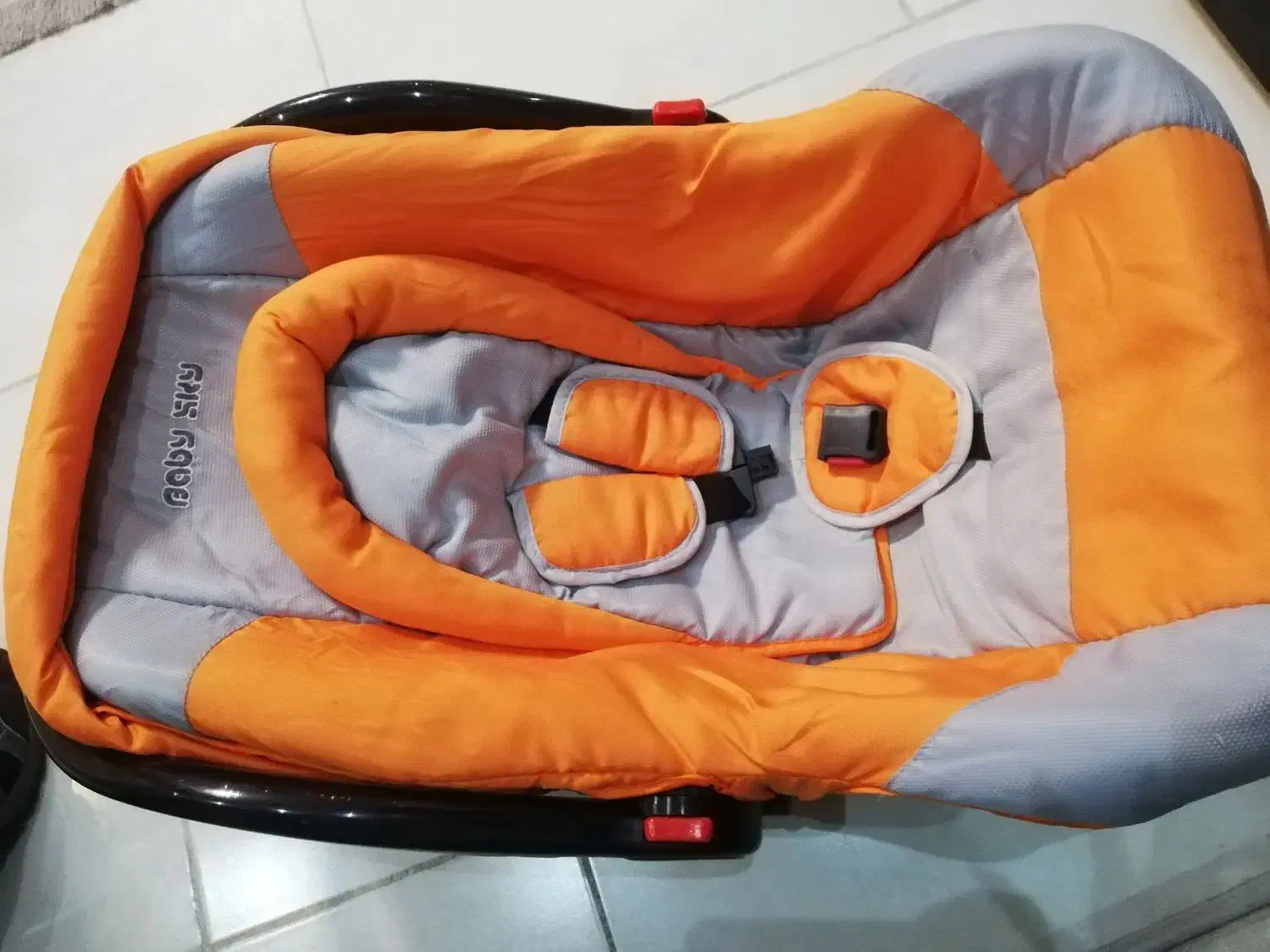 کریر نوزاد|کالسکه و لوازم جانبی|بندر انزلی, آذربایجان|دیوار