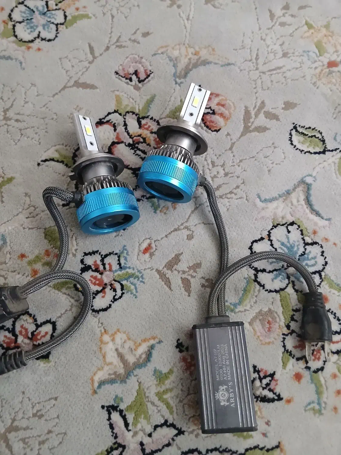 لامپ سفید|قطعات یدکی و لوازم جانبی|ورامین, خیر آباد|دیوار