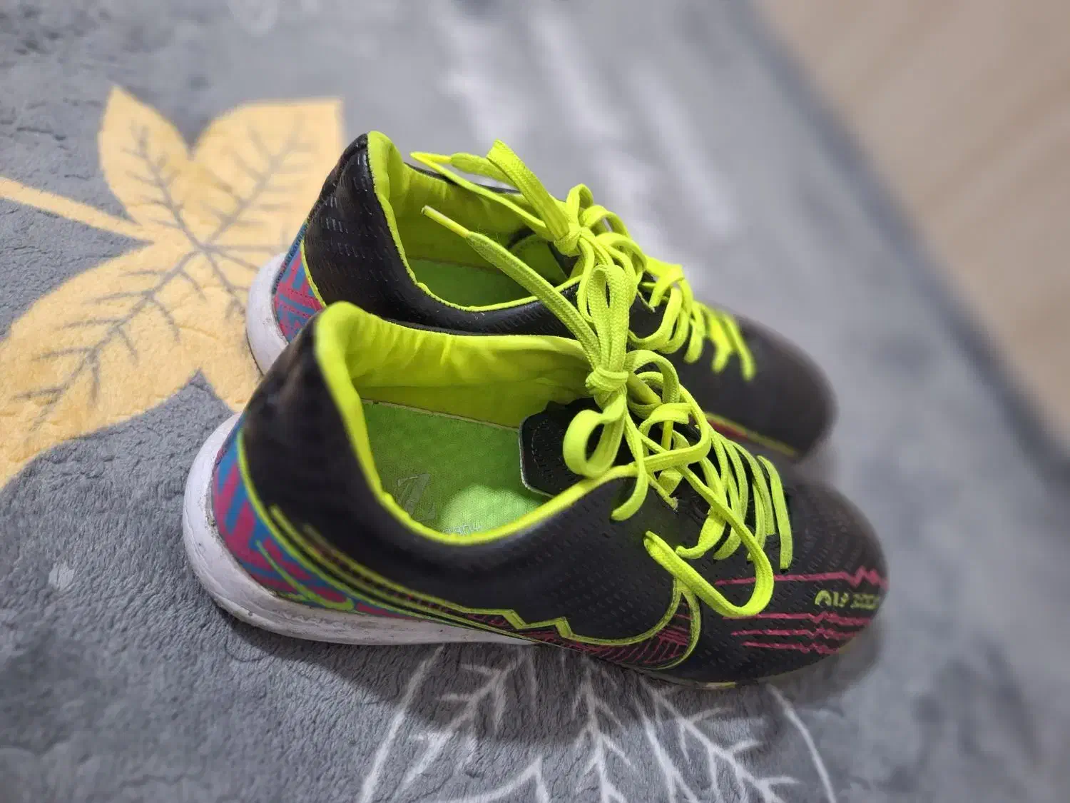 کفش فوتسال نایکی اورجینال|کیف، کفش، کمربند|زنجان, |دیوار