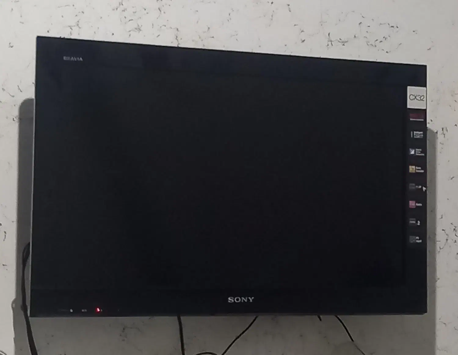 تلوزیون ۳۲ اینچ|تلویزیون و پروژکتور|اردبیل, |دیوار